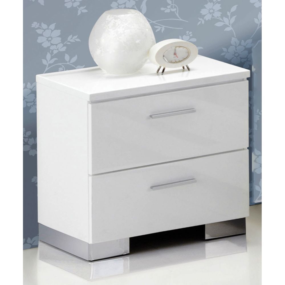 ACME Lorimar 5-Piece Bedroom Set Includes Panel Bed, Dresser, 2 Nightstands and Mirror, Boxspring Required