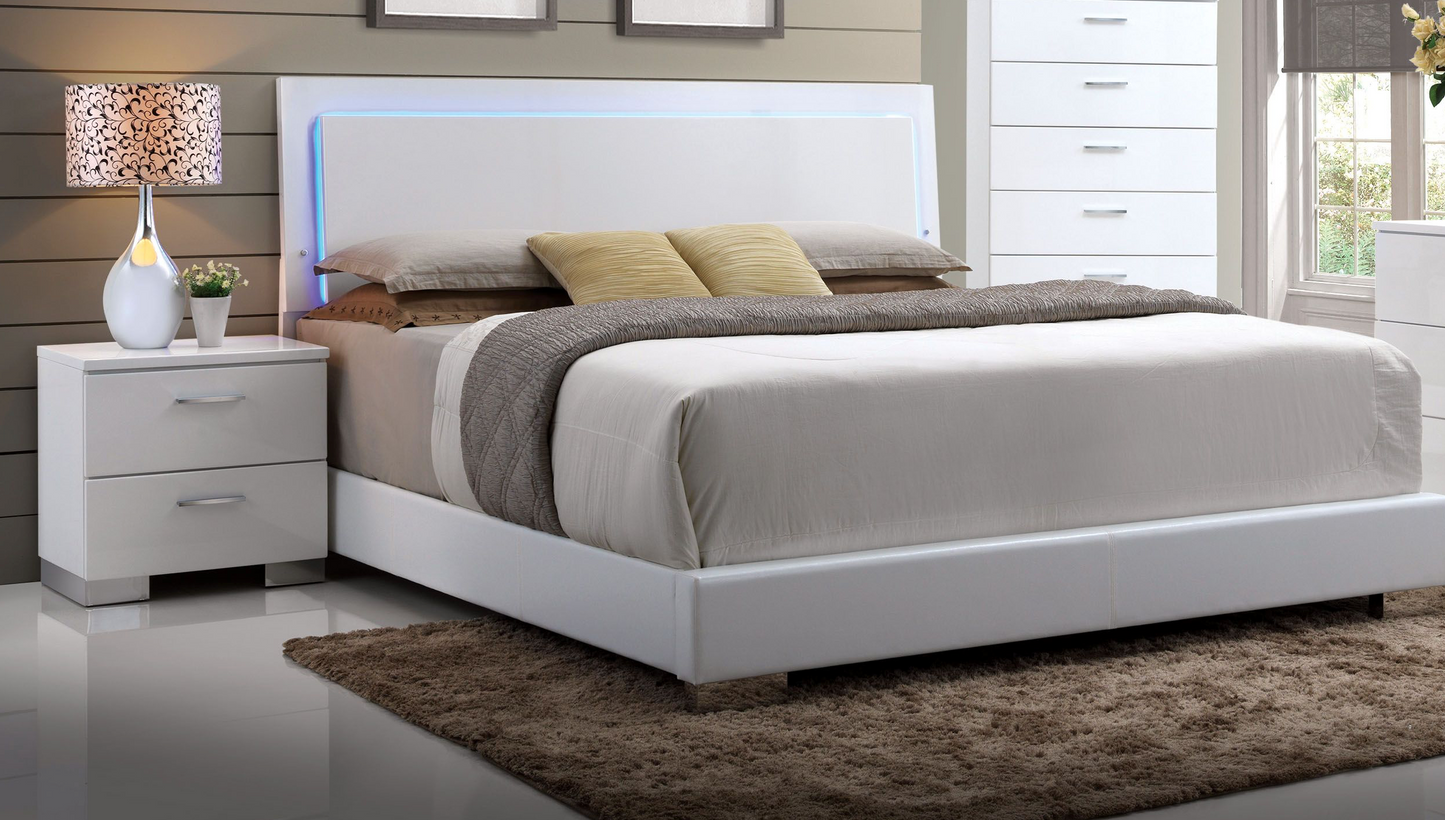 ACME Lorimar Bed w/ Led in White