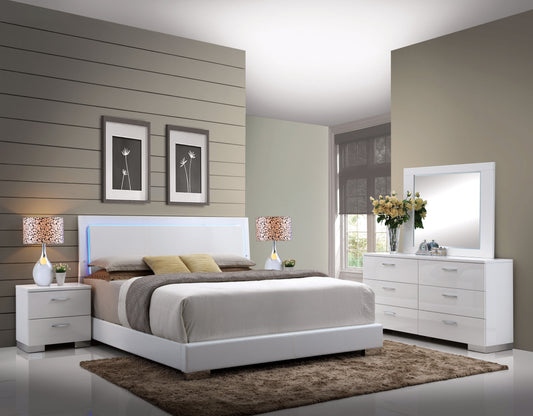 ACME Lorimar 5-Piece Bedroom Set Includes Panel Bed, Dresser, 2 Nightstands and Mirror, Boxspring Required
